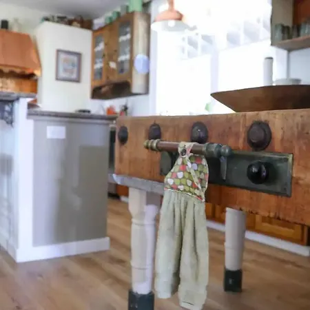 Restored Historic Home Near Nd And Amish Country
